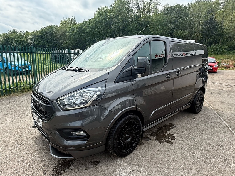Ford 300 EcoBlue Limited Panel Van 2.0 Manual Diesel