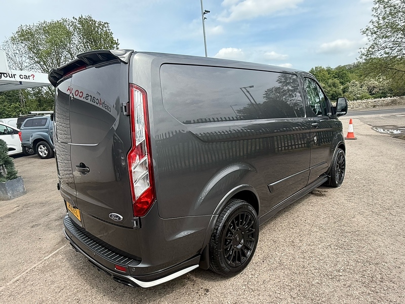 Ford 300 EcoBlue Limited Panel Van 2.0 Manual Diesel