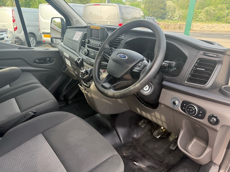 Ford 2.0 350 EcoBlue Leader Chassis Cab 2dr Diesel Manual RWD L3 Euro 6 (s/s) (130 ps)