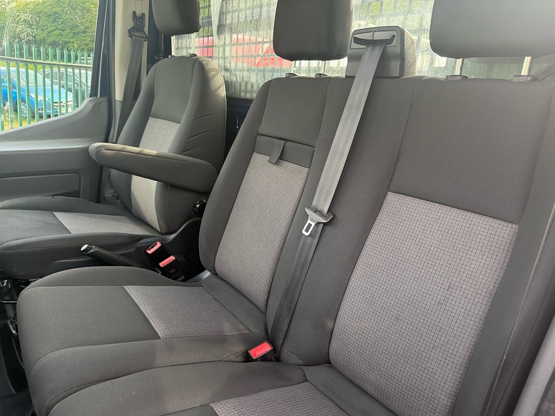 Ford 2.0 350 EcoBlue Leader Chassis Cab 2dr Diesel Manual RWD L3 Euro 6 (s/s) (130 ps)