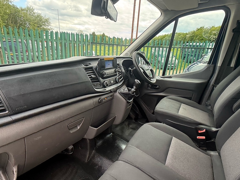 Ford 2.0 350 EcoBlue Leader Chassis Double Cab 4dr Diesel Manual RWD L3 Euro 6 (s/s) (130 ps)