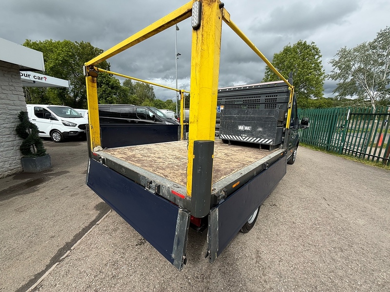 Ford 2.0 350 EcoBlue Leader Chassis Double Cab 4dr Diesel Manual RWD L3 Euro 6 (s/s) (130 ps)