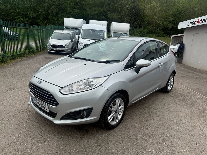 Ford 1.5 TDCi Zetec Hatchback 3dr Diesel Manual Euro 5 (75 ps)