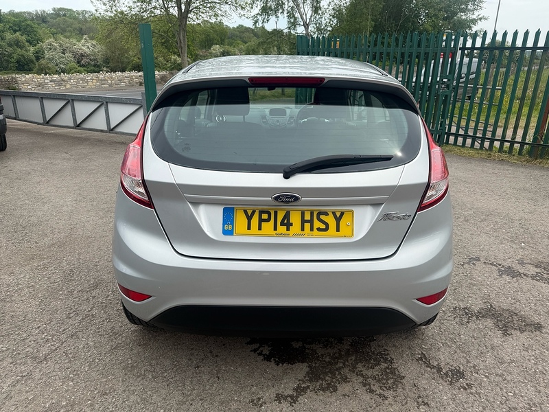 Ford 1.5 TDCi Zetec Hatchback 3dr Diesel Manual Euro 5 (75 ps)