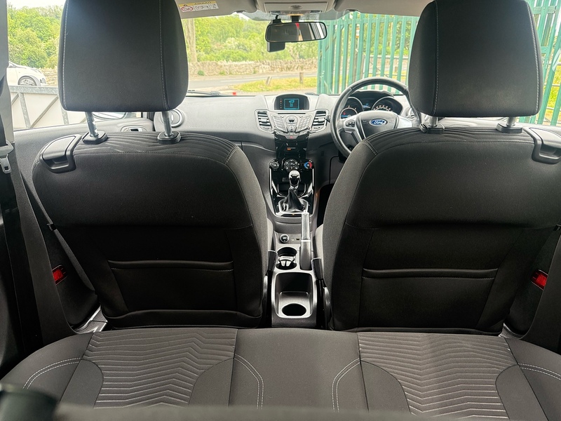 Ford 1.5 TDCi Zetec Hatchback 3dr Diesel Manual Euro 5 (75 ps)