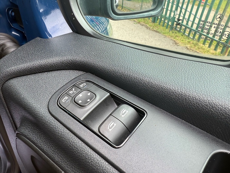 Mercedes-Benz 2.1 314 CDI Panel Van 5dr Diesel Manual RWD L2 H2 Euro 6 (s/s) (143 ps)