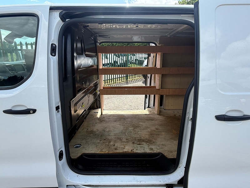 Citroen 1.5 BlueHDi 1000 Enterprise Pro M Panel Van 6dr Diesel Manual FWD 2 Euro 6 (s/s) (100 ps)