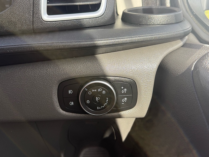 Ford 2.0 280 EcoBlue Limited Panel Van 5dr Diesel Manual L1 H1 Euro 6 (s/s) (130 ps)