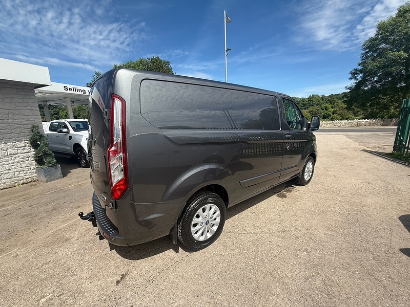 Ford 2.0 280 EcoBlue Limited Panel Van 5dr Diesel Manual L1 H1 Euro 6 (s/s) (130 ps)