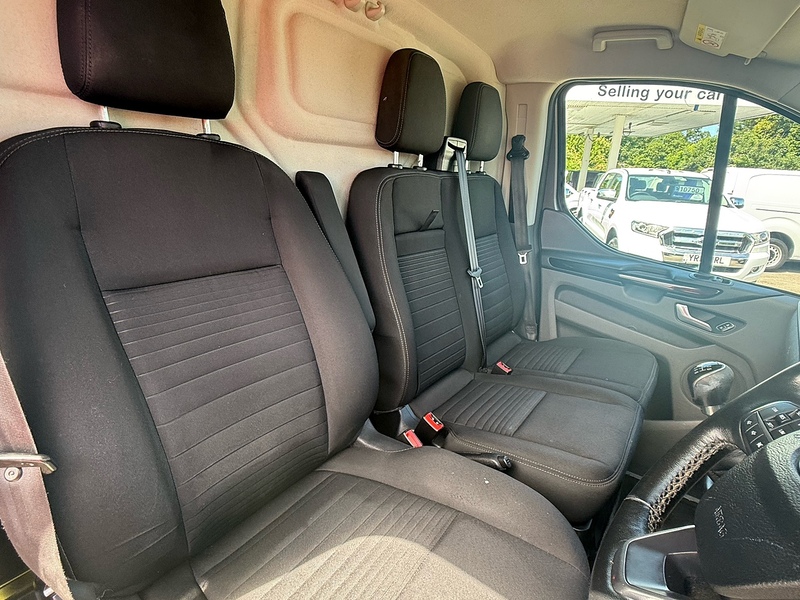 Ford 2.0 280 EcoBlue Limited Panel Van 5dr Diesel Manual L1 H1 Euro 6 (s/s) (130 ps)