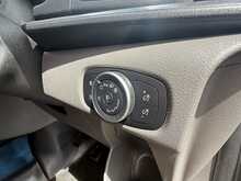 Ford Transit Custom 280 EcoBlue Limited 