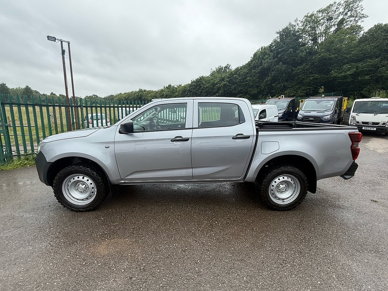 Isuzu TD Utility Pickup 1.9 Manual Diesel
