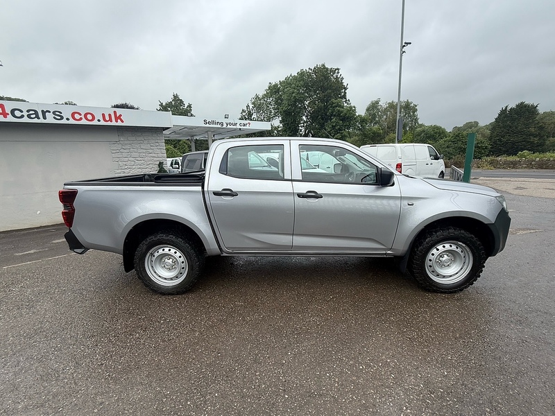 Isuzu TD Utility Pickup 1.9 Manual Diesel