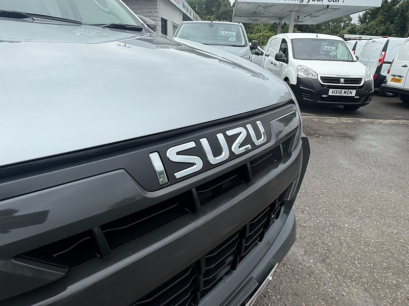Isuzu TD Utility Pickup 1.9 Manual Diesel