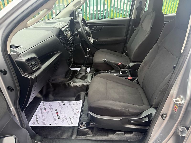 Isuzu TD Utility Pickup 1.9 Manual Diesel