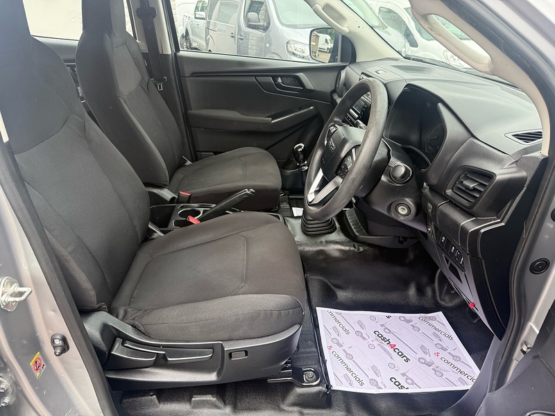 Isuzu TD Utility Pickup 1.9 Manual Diesel