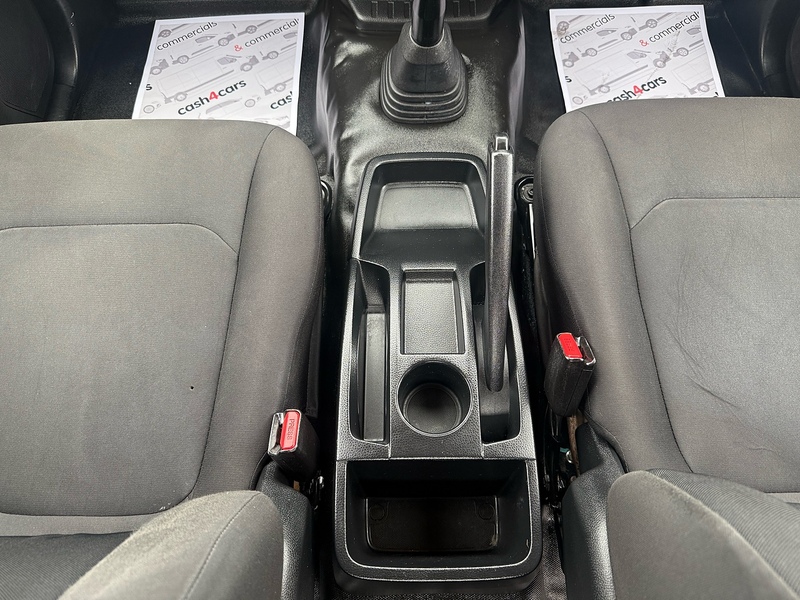 Isuzu TD Utility Pickup 1.9 Manual Diesel