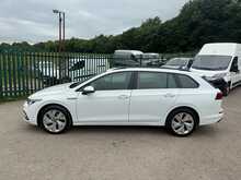 Volkswagen Golf eTSI MHEV Style 