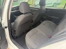 Volkswagen Golf eTSI MHEV Style 