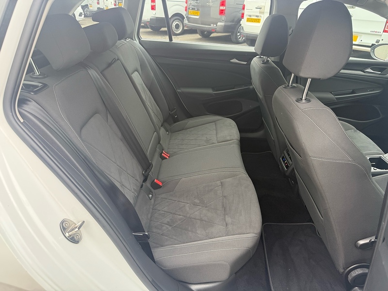 Volkswagen eTSI MHEV Style Estate 1.5 Automatic Petrol Hybrid