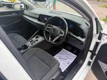 Volkswagen Golf eTSI MHEV Style 