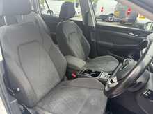 Volkswagen Golf eTSI MHEV Style 