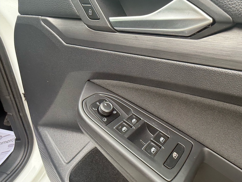 Volkswagen eTSI MHEV Style Estate 1.5 Automatic Petrol Hybrid