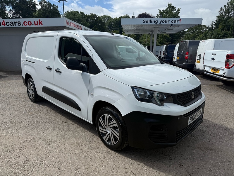 Peugeot 1.6 BlueHDi 950 S Long Panel Van 6dr Diesel Manual LWB Euro 6 (s/s) (100 bhp)