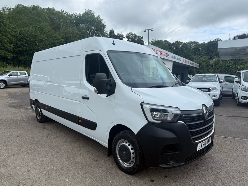 2.3 dCi 35 Business Panel Van 4dr Diesel Manual FWD LWB Medium Roof Euro 6 (135 ps)