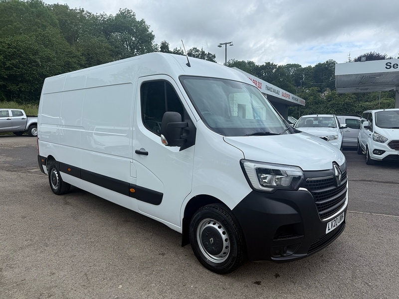 2.3 dCi 35 Business Panel Van 4dr Diesel Manual FWD LWB Medium Roof Euro 6 (135 ps)