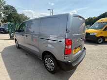 Vauxhall Vivaro Turbo D 2900 Dynamic 