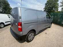 Vauxhall Vivaro Turbo D 2900 Dynamic 