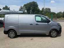 Vauxhall Vivaro Turbo D 2900 Dynamic 