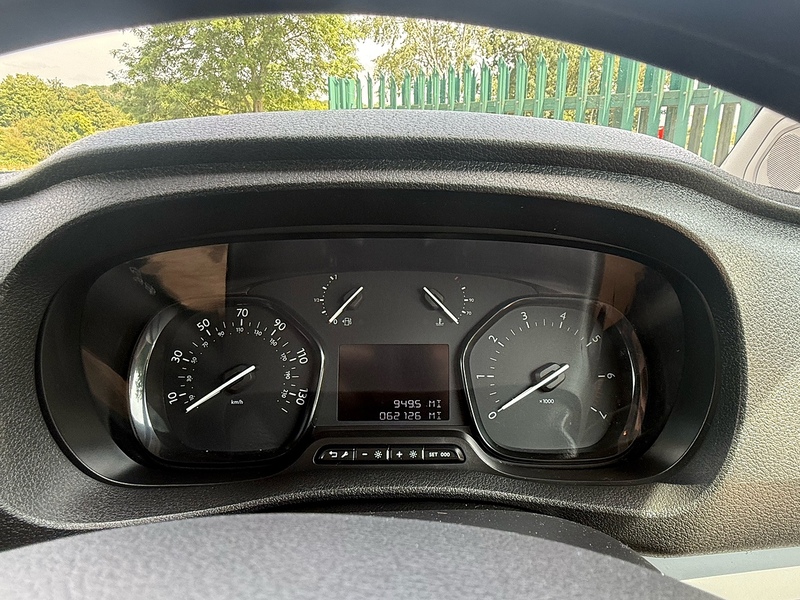Vauxhall 1.5 Turbo D 2900 Dynamic Panel Van 6dr Diesel Manual L1 H1 Euro 6 (s/s) (100 ps)