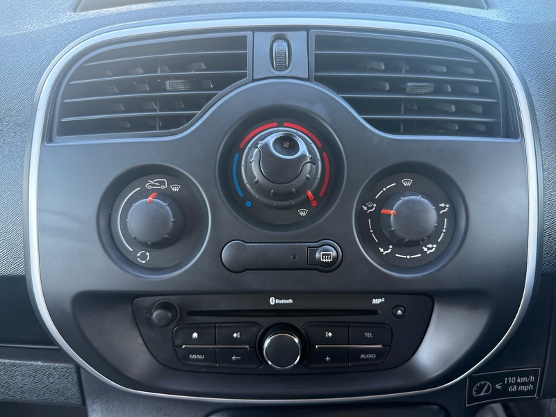 Renault 1.5 ML19 dCi ENERGY Business Temperature Controlled 2dr Diesel Manual FWD L2 H1 (112 g/km, 75 bhp)