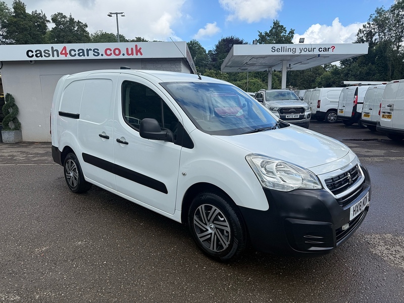1.6 BlueHDi 756 S Panel Van 6dr Diesel Manual L2 (112 g/km, 97.64 bhp)