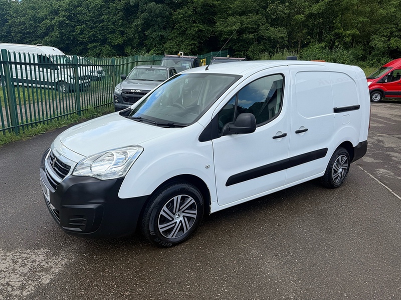 Peugeot 1.6 BlueHDi 756 S Panel Van 6dr Diesel Manual L2 (112 g/km, 97.64 bhp)