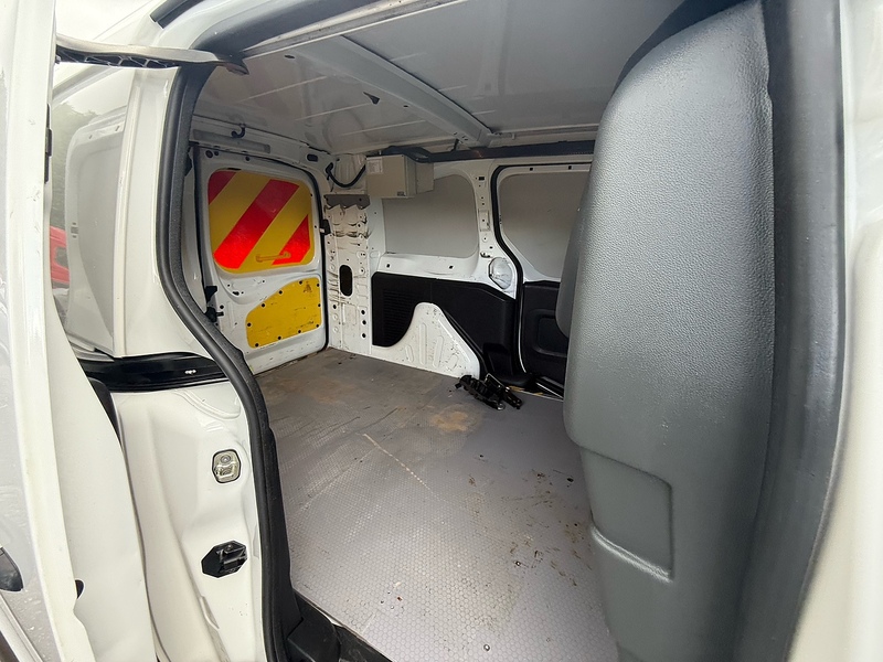 Peugeot 1.6 BlueHDi 756 S Panel Van 6dr Diesel Manual L2 (112 g/km, 97.64 bhp)