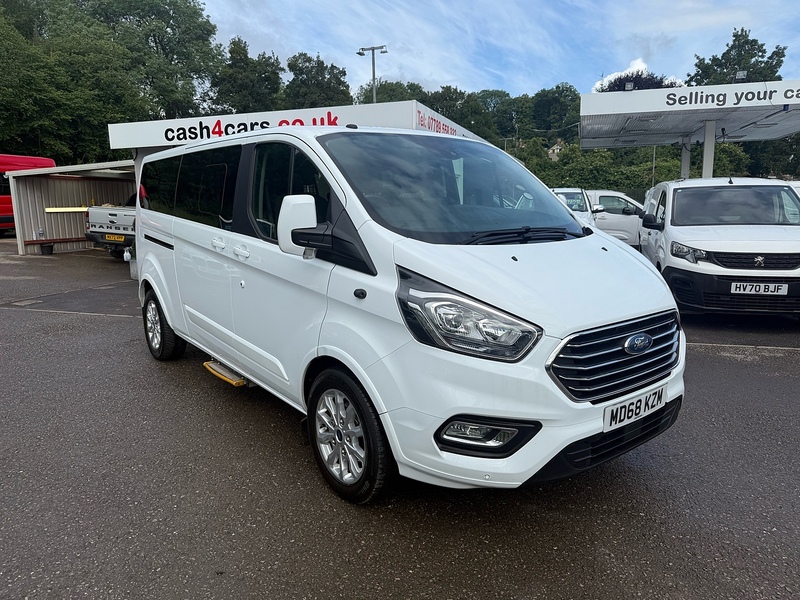 2.0 310 EcoBlue Titanium Minibus Double Cab 5dr Diesel Manual L2 Euro 6 (s/s) (130 ps)