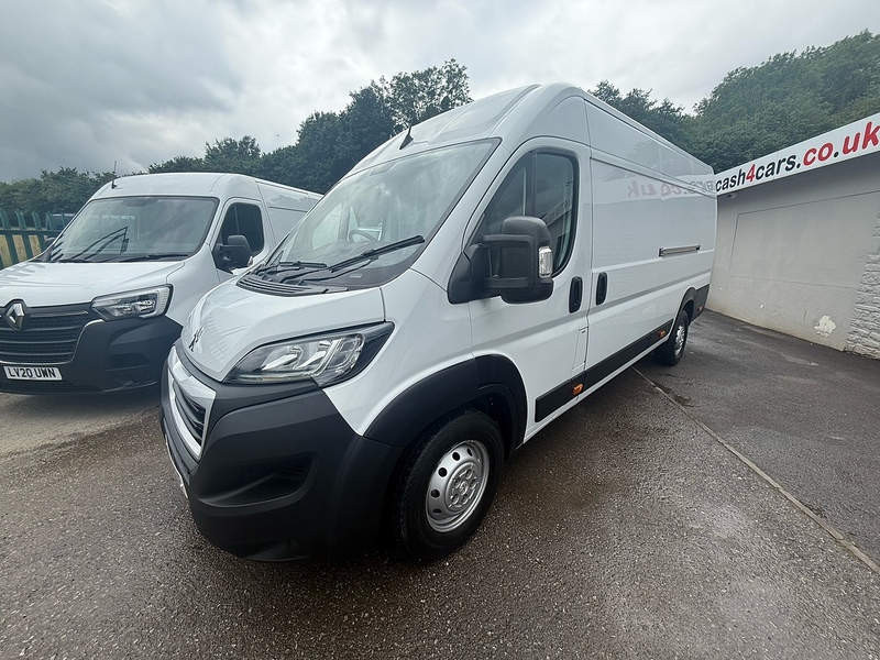 Peugeot BlueHDi 435 Professional Panel Van 2.2 Manual Diesel