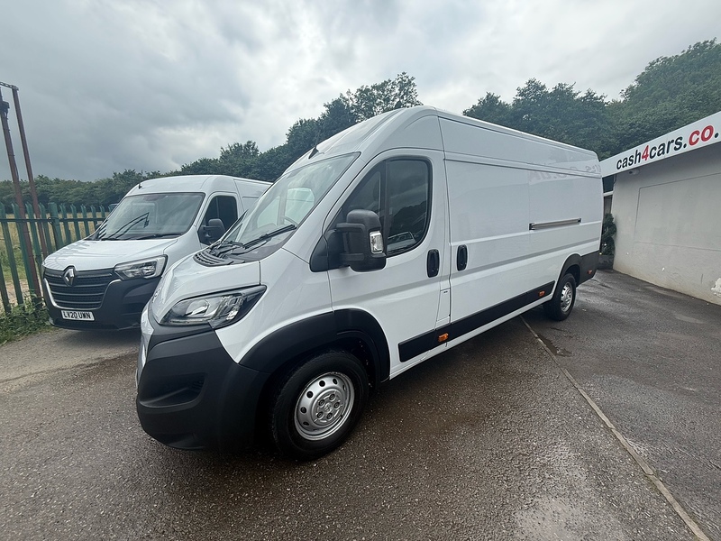 Peugeot BlueHDi 435 Professional Panel Van 2.2 Manual Diesel