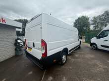 Peugeot Boxer BlueHDi 435 Professional 