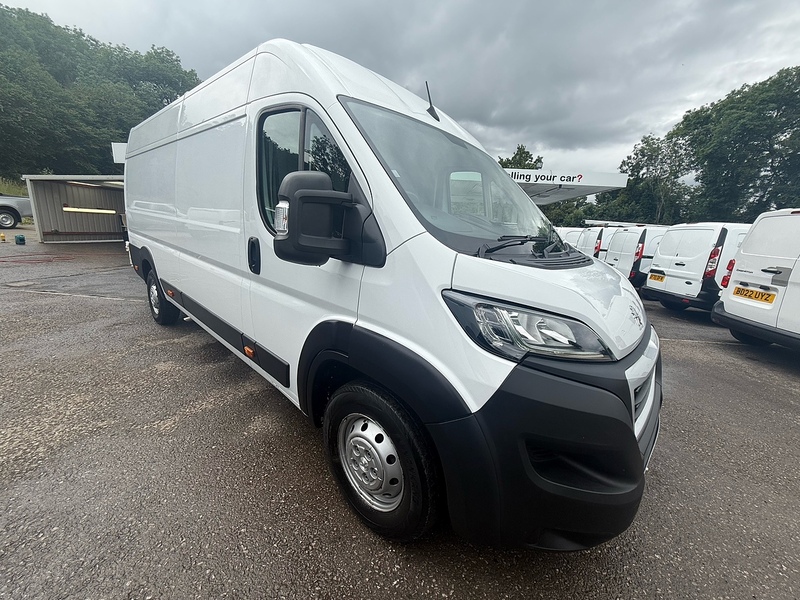 Peugeot BlueHDi 435 Professional Panel Van 2.2 Manual Diesel