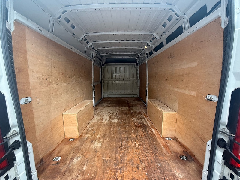 Peugeot BlueHDi 435 Professional Panel Van 2.2 Manual Diesel
