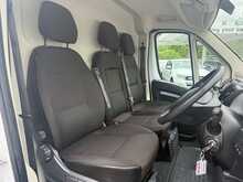 Peugeot Boxer BlueHDi 435 Professional 