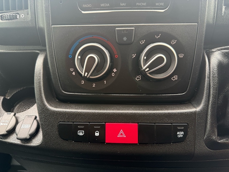 Peugeot BlueHDi 435 Professional Panel Van 2.2 Manual Diesel