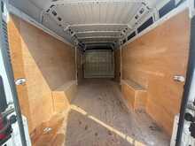 Peugeot Boxer BlueHDi 435 Professional 