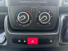 Peugeot Boxer BlueHDi 435 Professional 
