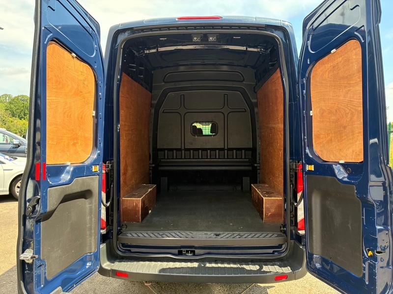 Ford 2.2 TDCi 350 Crew Van Double Cab 6dr Diesel Manual AWD L3 H2 Euro 5 (155 ps)
