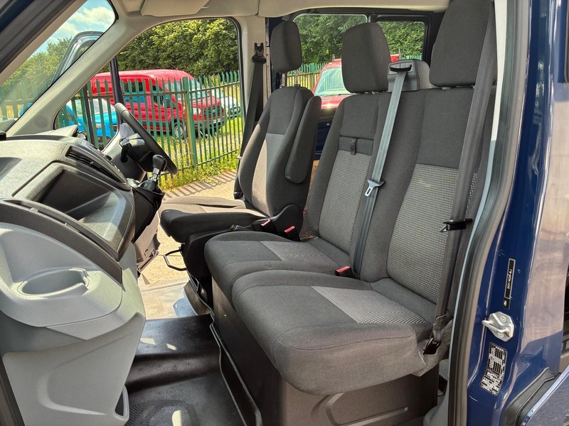 Ford 2.2 TDCi 350 Crew Van Double Cab 6dr Diesel Manual AWD L3 H2 Euro 5 (155 ps)